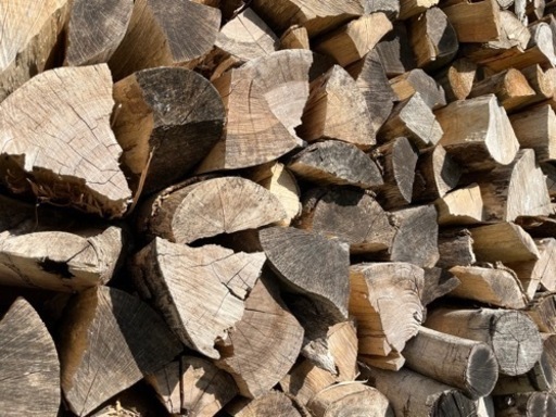 ③薪ストーブ　専用 薪 ★2月中旬以降お届け分★【乾燥済み】 広葉樹ミックス薪  お得なまとめ売り 軽トラ盛り盛り1台分（約１立米以上）