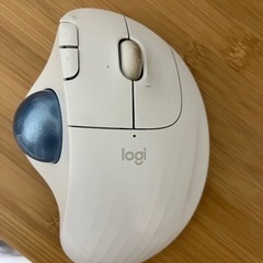 故障品　トラックボールマウス　ERGO M575