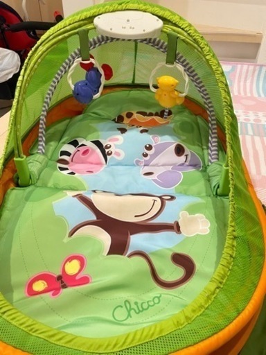 chicco キッコ　プレイジム　持ち運び　どこでもジャングルプレイマット