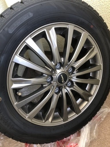 ダンロップスタッドレスタイヤ4本 205/55R16 91Q