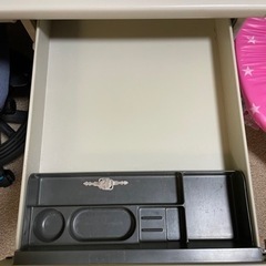 事務デスクセット　無料でお譲りします。の画像