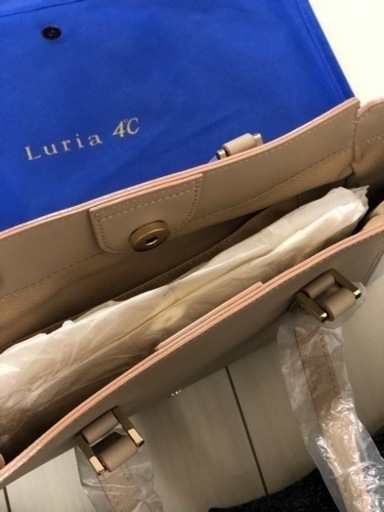 Luria 4℃ バック　新品・未使用品　美品　保護ケース内で保管
