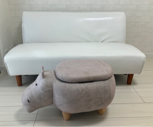 ソファと収納スツールセット