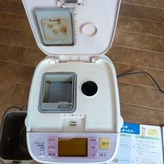パナソニック　ホームベーカリー　SD-BH103　一斤タイプの画像