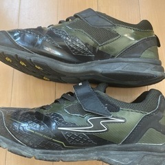 お取引中　　23cm moonSTAR靴の画像