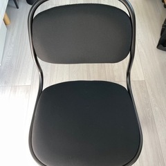 IKEA イケア ORFJALL オルフィエル 子供用チェアブラックの画像