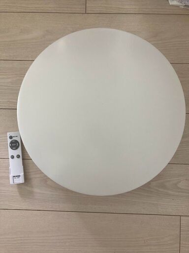 美品　アイリスオーヤマLEDシーリングライト(2個、リモコン１つ付き）
