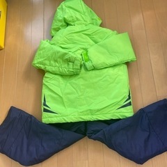 130cm スキー　スノボー用ウエアーの画像
