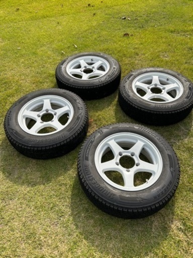 ジムニーシエラ　175 80 R16 スタッドレス4本セット