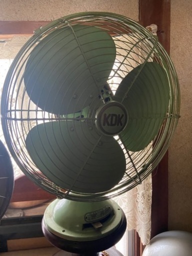 アンティーク　シャビー　レトロ　鉄扇の鉄（アイアン）扇風機　可動品