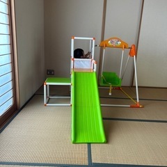 キッズパーク　室内滑り台