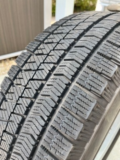 アルファード　スタッドレスタイヤ215/65R16