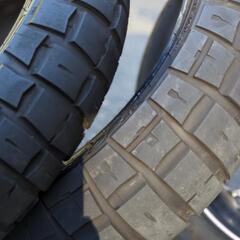 ハスクバーナ　スヴァルトピレン401　純正タイヤの画像