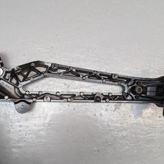 ハスクバーナ　スヴァルトピレン401の純正フェンダー類の画像