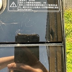 2016年製　Hisense洗濯機　ブラック　近日中に来てくださる方優先の画像