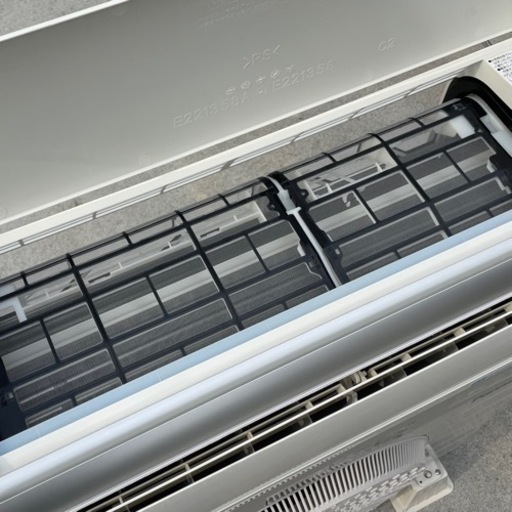 格安 ! ! ◇パナソニック エアコン 6畳用 2013年製 ホコリ自動排出 エコナビ ナノイー 100V CS-22PEXJ 取付け