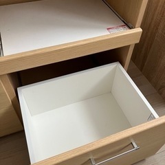 キッチンボード/食器棚の画像