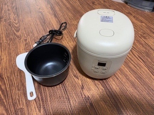 炊飯器　1.5合炊き　モノクローム