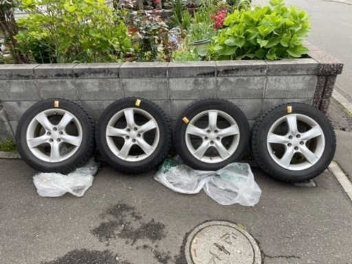 スバルアルミホイール付きスタッドレスタイヤ4本　15000円