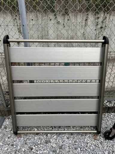 イノールーフラック