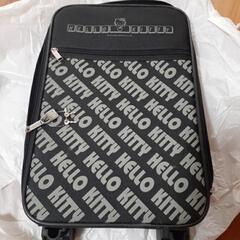 キャリーバッグ　ハローキティ