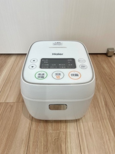 ハイアール 3合炊き 炊飯器  JJ-M32A-W