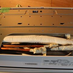 高年式 2023年製 主に6畳用 ルームエアコン アイリスオーヤマ IKF-224G 室内機/室外機 2 宮城県仙台市よりの画像