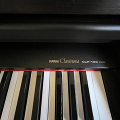 ヤマハ　クラビノーバCLP156(椅子付き)の画像