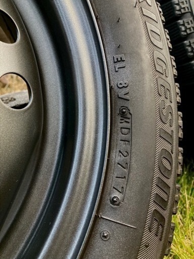 値下　スタッドレスタイヤ　155/65r14 ダイハツ純正　ミラ