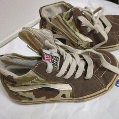 今入札希望！迷いなし【バンズVANS　】17センチ迷彩ショートブ...