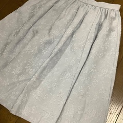 31sons de mode 水色膝丈フレアスカートの画像