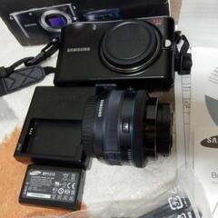 ❤️日本未発売★新品同様❤️NX100★ミラーレス一眼★動作品★サムスンの画像
