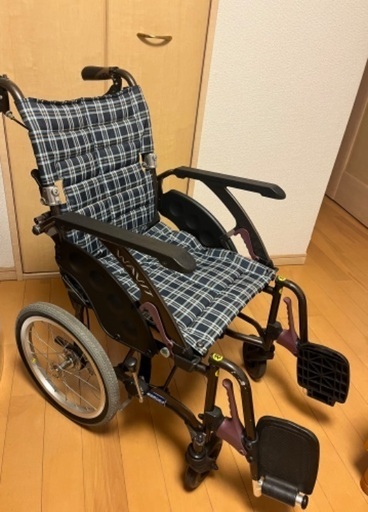車椅子　介助式　カワムラサイクル