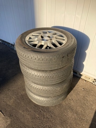 185/65/R15  ブリヂストン　夏タイヤ　アルミホイール付き