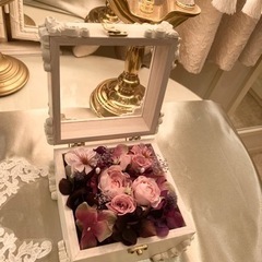 アーティフィシャルflower＆プリザーブドflowerアンティークリングピロの画像