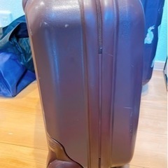 美品　超軽量　機内持ち込み可能　スーツケース　小旅行などの画像