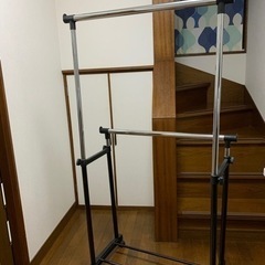 ハンガーラック