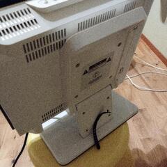 バイ・デザイン　DVDプレイヤー内蔵液晶テレビの画像