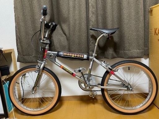 mon カリフォルニアスペシャル　マングース　BMX mongoose（マングース）2022年モデル CALIFORNIA SPECIAL
