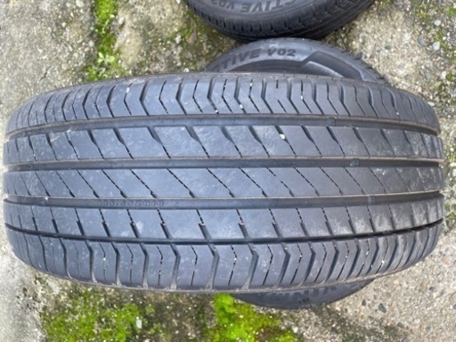 夏タイヤ225/55R18 ４本セット　溝あり
