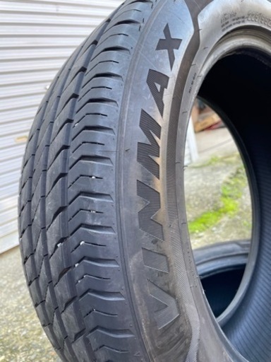 夏タイヤ225/55R18 ４本セット　溝あり