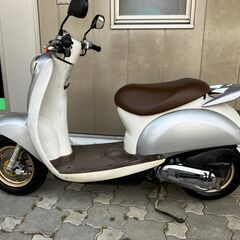【引取先が決まりました】スクーピーZX? Fタイヤ新品　アルミホイール　FディスクBK　カスタムバイクです。の画像