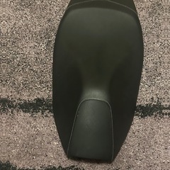 PCX81 125.150用純正シート