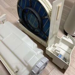 SHARP KC-E40-W 加湿空気清浄機の画像