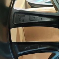 Tesla Model S Plaid新車外しホイールの画像