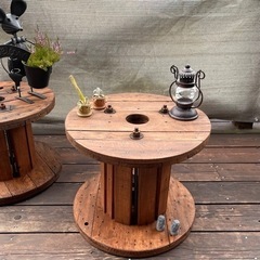 ⑲ガーデニングテーブル・小物置き/電線ドラム・ケーブルドラム・木製ドラムの画像