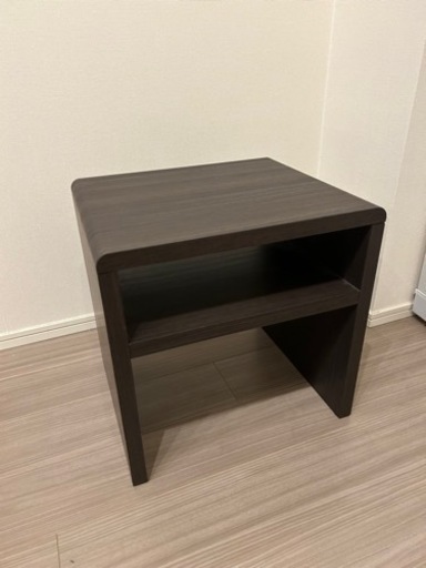 シモンズ　ナイトテーブル　美品