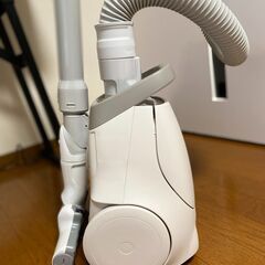 【受け渡し完了】紙パック式掃除機 PJシリーズ ベージュ パナソニックの画像