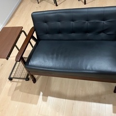 サイドテーブルは任意です