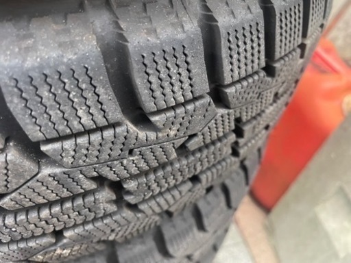 【商談中】14インチアルミ付きバリ山❗️スタッドレス165/65R14